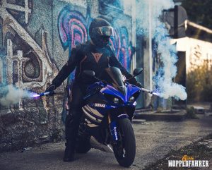 Echte Moppedfahrer - Yamaha R1 blau